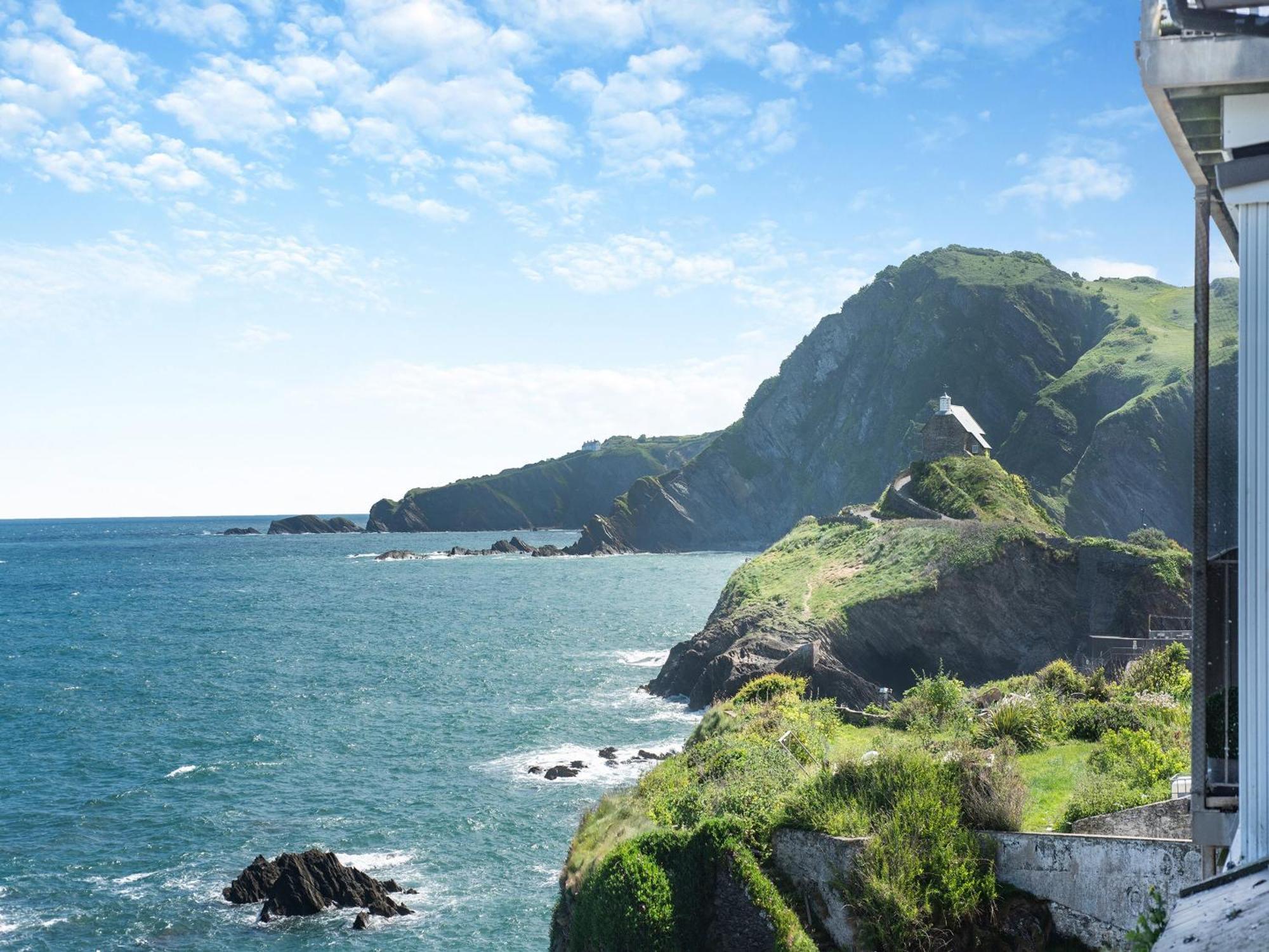 White Horses Villa Ilfracombe Exterior photo