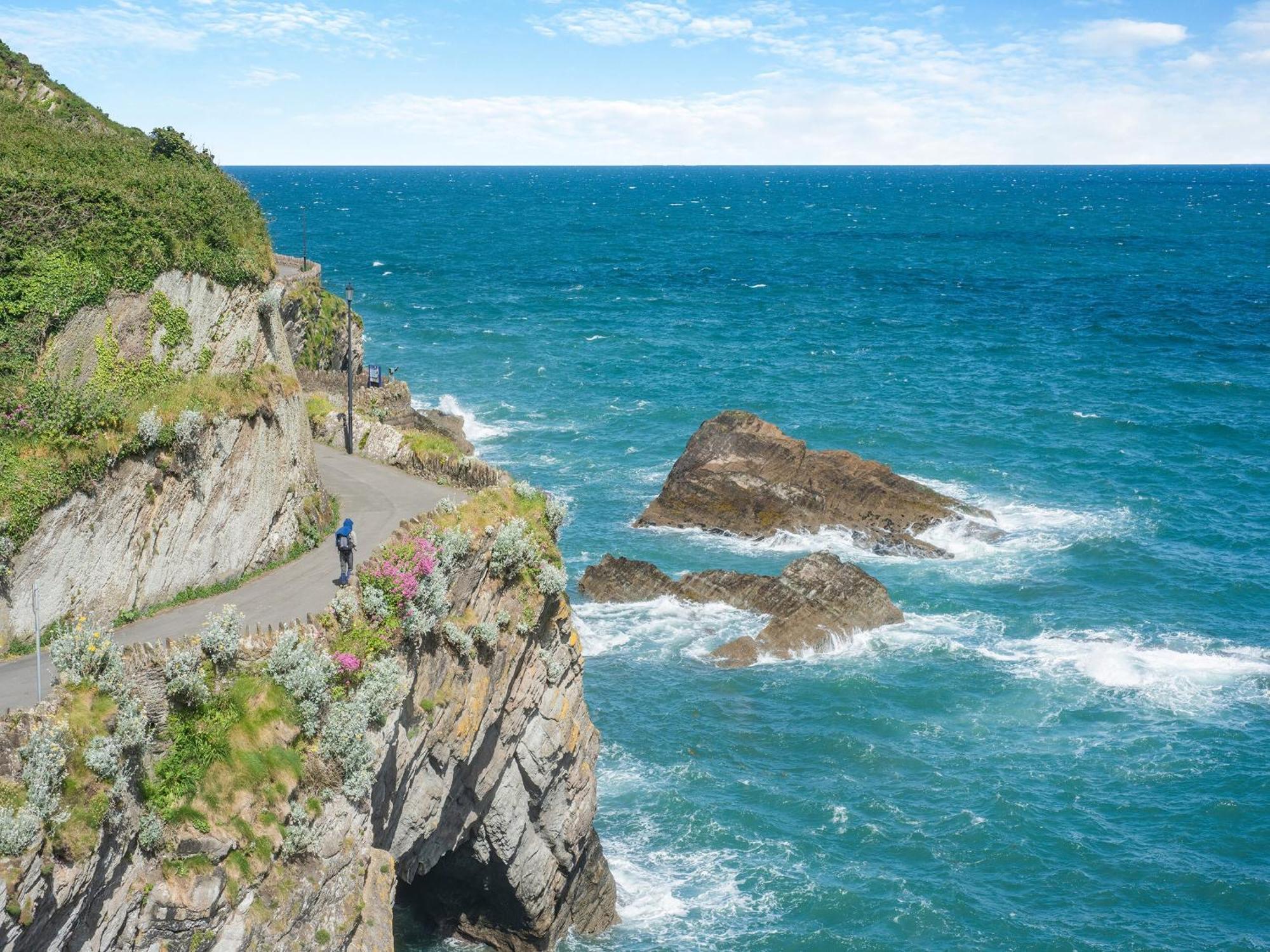 White Horses Villa Ilfracombe Exterior photo